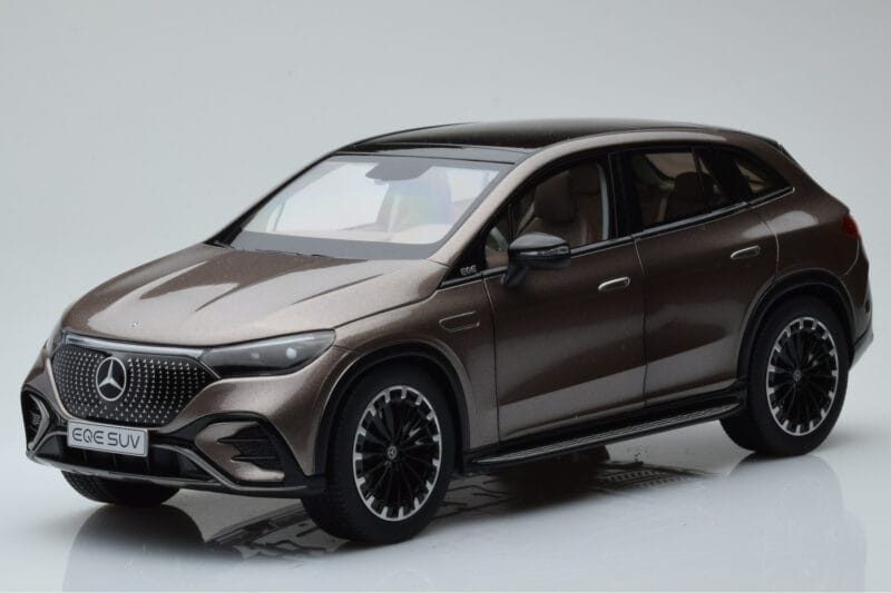 Mercedes EQE SUV X294 AMG Line Velvet Brūns NZG 1:18