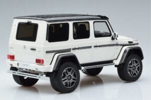 Mercedes G500 4x4 W463 GT Spirit 1:18 GT142 Sveķi — attēls 2 no 6