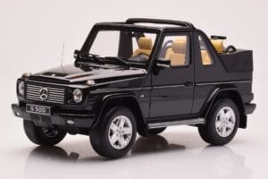 Mercedes G500 W463 Kabriolets Obsidian Melns Otto 1:18