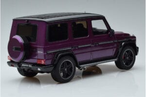 Mercedes G63 AMG W463 Crazy Color Galactic Beam Dealer Edition GT Spirit 1:18 B66961014 Sveķi — attēls 2 no 6