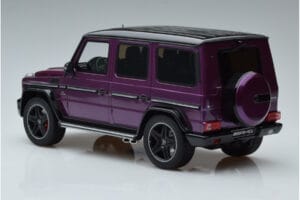 Mercedes G63 AMG W463 Crazy Color Galactic Beam Dealer Edition GT Spirit 1:18 B66961014 Sveķi — attēls 5 no 6
