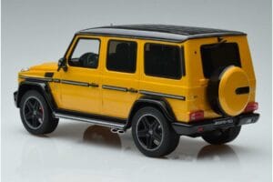 Mercedes AMG G63 W463 Crazy Color Solar Beam Dīlera Izdevums GT Spirit 1:18 B66961012 Sveķi — attēls 5 no 6