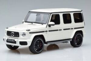 Mercedes AMG G63 W463 Balts GT Spirit 1:18 KJ038 Metāls