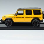 Mercedes AMG G63 W463 Dzeltens MotorHelix 1:18 MH018 Y Sveķi - image 3 of 7