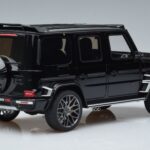 Mercedes G63 Brabus 700 Widestar W463 Pērļmelnā GT Spirit 1:18 KJ040 Sveķi - image 2 of 6