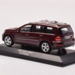 Mercedes GL X164 Karneols Sarkans Minichamps 1:43 - image 3 of 4