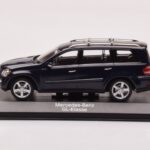 Mercedes GL X164 Tanzanite Zils Minichamps 1:43