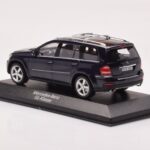 Mercedes GL X164 Tanzanite Zils Minichamps 1:43 - image 3 of 4