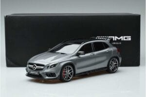 Mercedes AMG GLA 45 X156 Dīlera Izdevums GT Spirit 1:18 B66960467 Sveķi — attēls 6 no 6