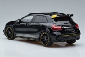 Mercedes AMG GLA45 X156 Dzeltens Night Edition GT Spirit 1:18 B66960469 Sveķi — attēls 5 no 6