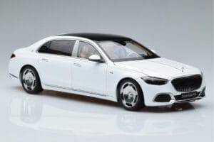 Mercedes Maybach S600 W222 V12 Biturbo Diamond Balts Almost Real 1:18 820116 Metāls — attēls 6 no 11