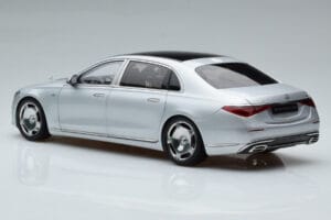 Mercedes Maybach S600 W222 V12 Biturbo Hightech Sudrabs Almost Real 1:18 820118 Metāls — attēls 7 no 12