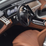 Mercedes Maybach S600 W222 V12 Biturbo Hightech Sudrabs Almost Real 1:18 - image 10 of 12