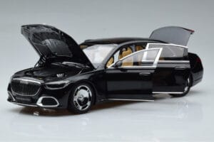 Mercedes Maybach S600 W222 V12 Biturbo Obsidian Melns Almost Real 1:18 820115 Metāls — attēls 2 no 11