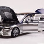 Mercedes Maybach S680 W223 Nautical Zils Cirrus Sudrabs Almost Real 1:18 - image 2 of 8