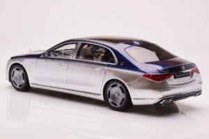 Mercedes Maybach S680 W223 Nautical Zils Cirrus Sudrabs Almost Real 1:18 820125 Metāls — attēls 7 no 8