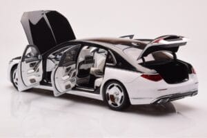 Mercedes Maybach S680 W223 Obsidian Melns Diamond Balts Almost Real 1:18 820121 Metāls — attēls 4 no 7