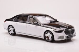 Mercedes Maybach S680 W223 Obsidian Melns Diamond Balts Almost Real 1:18 820121 Metāls — attēls 5 no 7