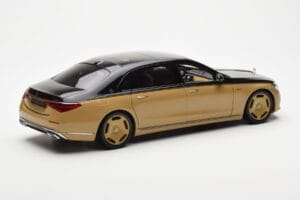 Mercedes Maybach S680 W223 Obsidian Melns Sand Almost Real 1:18 820124 Metāls — attēls 3 no 7