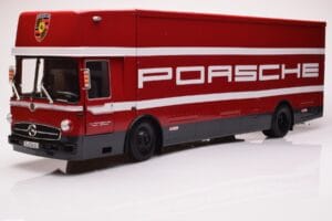 Mercedes O317 Porsche Transporter Sarkans CMR 1:18