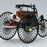 Mercedes Patent Motorwagen Zaļš Norev 1:18 - image 2 of 6