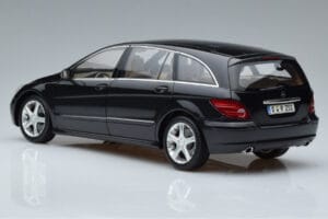 Mercedes R-Class W251 Obsidian Melns Minichamps 1:18 B66962325 Metāls — attēls 6 no 7