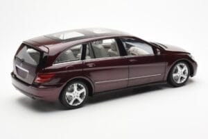 Mercedes R-Class W251 Sarkans Metallic Minichamps 1:18 150034602 Metāls — attēls 3 no 8