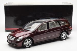 Mercedes R-Class W251 Sarkans Metallic Minichamps 1:18 150034602 Metāls — attēls 8 no 8