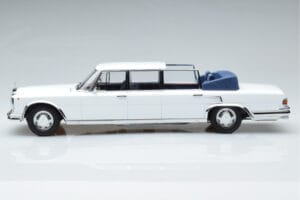 Mercedes 600 Pullman W100 Landaulet Balts KK-Scale 1:18 KKDC181184 Metāls — attēls 3 no 6