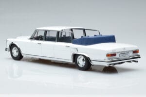 Mercedes 600 Pullman W100 Landaulet Balts KK-Scale 1:18 KKDC181184 Metāls — attēls 5 no 6