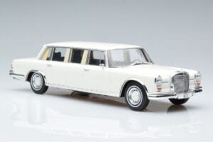 Mercedes S-Class 600 W100 LWB Pullman Balts MCG 1:18 MCG18188 Metāls — attēls 4 no 6