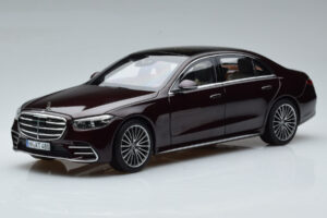 Mercedes S-Class W223 AMG Line Sarkans Norev 1:18