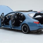 Mercedes S-Class W223 Vintage Zils Norev 1:18 - image 4 of 7