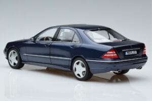 Mercedes S55 AMG W220 Zils Norev 1:18 183817 Metāls — attēls 6 no 7