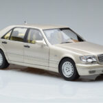 Mercedes S600 W140 Sudrabs Norev 1:18 - image 5 of 7