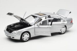 Mercedes S600 W220 Sudraba Metallic Norev 1:18 183810 Metāls — attēls 2 no 8