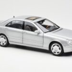 Mercedes S600 W220 Sudraba Metallic Norev 1:18 - image 6 of 8