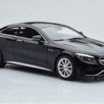 Mercedes AMG S63 C217 Coupe Melns GT Spirit 1:18 - image 4 of 6