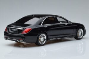 Mercedes AMG S65 W222 Melns GT Spirit 1:18 GT228 Sveķi — attēls 2 no 6
