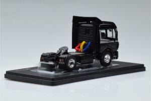 Mercedes SK2 1850 Melns IXO 1:43 TR156 Metāls — attēls 2 no 6