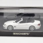Mercedes SL 55 AMG R230 Balts Minichamps 1:43 - image 4 of 4