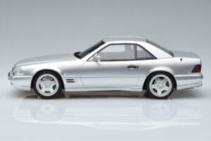 Mercedes SL 73 AMG R129 Brilliant Sudrabs Otto 1:18 OT240 Sveķi — attēls 3 no 6