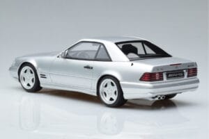 Mercedes SL 73 AMG R129 Brilliant Sudrabs Otto 1:18 OT240 Sveķi — attēls 5 no 6