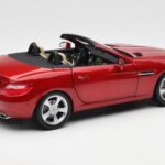 Mercedes SLK R172 Designo Zircon Sarkans Minichamps 1:18 - image 3 of 8
