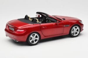 Mercedes SLK R172 Designo Zircon Sarkans Minichamps 1:18 B66960513 Metāls — attēls 3 no 8
