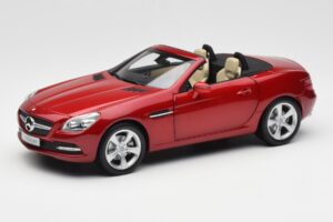 Mercedes SLK R172 Designo Zircon Sarkans Minichamps 1:18