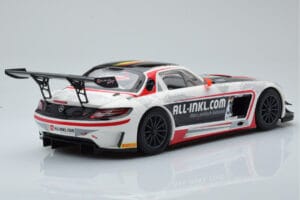 Mercedes SLS AMG GT3 Munnich Motorsport #38 M. Basseng / M. Winkelhock Champions FIA GT1 World Championship 2012 Minichamps 1 — attēls 2 no 6