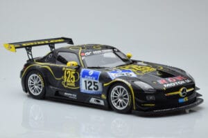 Mercedes SLS AMG GT3 Rowe Racing #125 Zehe / Bullitt / Renger / Hartung ADAC 24 Hours of Nurburgring 2013 Minichamps 1:18 151 — attēls 4 no 6