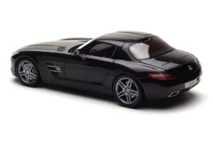 Mercedes SLS AMG Obsidian Melns Metaliks Minichamps 1:18 B66960042 Metāls — attēls 6 no 7
