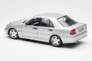 Mercedes C36 AMG W202 Sudrabs UT Models 1:18 180035000 Metāls — attēls 5 no 6